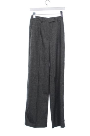 Pantaloni de femei C&A, Mărime XS, Culoare Gri, Preț 131,23 Lei, #136996712