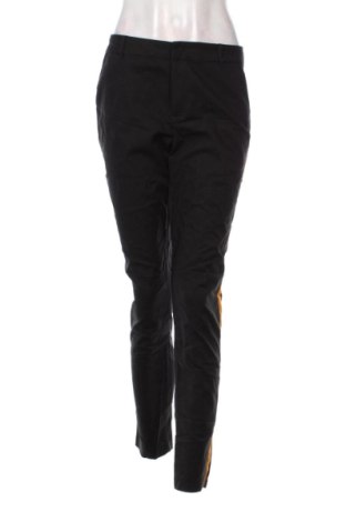 Дамски панталон Vero Moda, Размер L, Цвят Черен, Цена 11,24 €, #137019417
