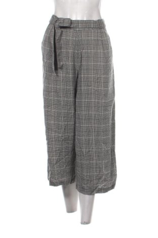 Pantaloni de femei Pull&Bear, Mărime S, Culoare Multicolor, Preț 83,41 Lei, #136971190