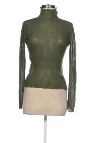 Damski sweter Zara, Rozmiar M, Kolor Zielony, Cena 80,38 zł, #136959391