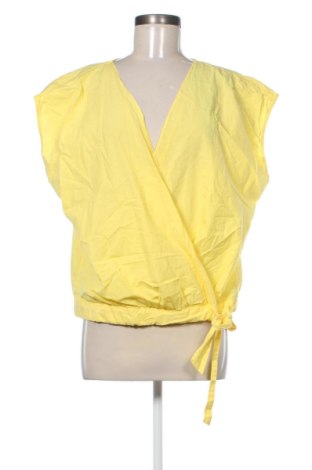 Női top Esprit, Méret L, Szín Sárga, Ár 6 279 Ft, #136975130