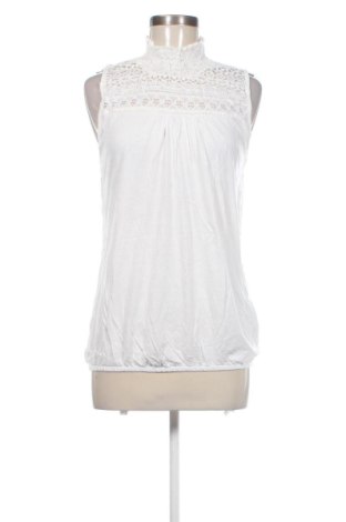 Top de femei Blind Date, Mărime M, Culoare Alb, Preț 43,99 Lei, #136993073
