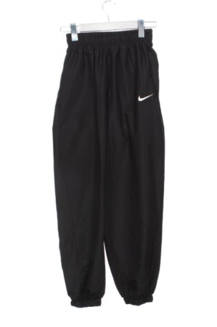 Дамско спортно долнище Nike, Размер XS, Цвят Черен, Цена 26,00 €, #136953616