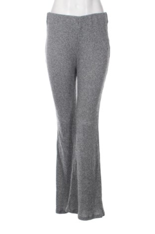 Damen Sporthose Pull&Bear, Größe L, Farbe Grau, Preis 11,00 €, #136961669