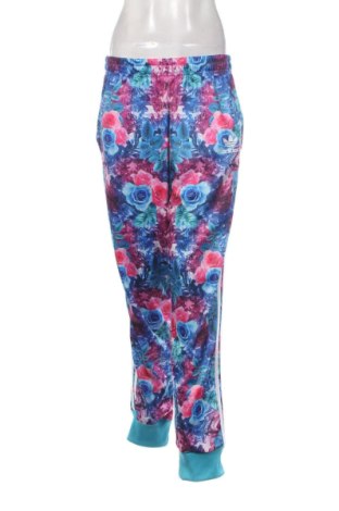 Női sport nadrág Adidas, Méret L, Szín Sokszínű, Ár 11 859 Ft, #136966911