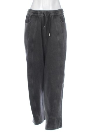 Pantaloni trening de femei Unbranded, Mărime XL, Culoare Gri, Preț 72,99 Lei, #136094281