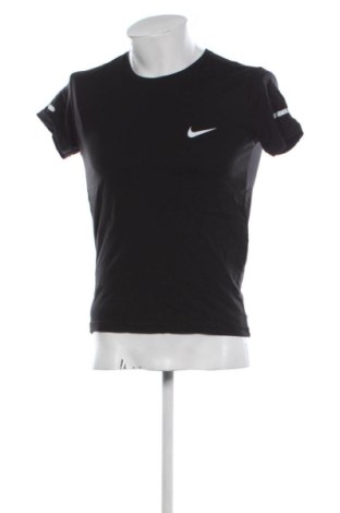 Ανδρικό t-shirt Nike, Μέγεθος S, Χρώμα Μαύρο, Τιμή 19,99 €, #136978019