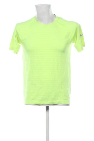 Ανδρικό t-shirt Nike, Μέγεθος M, Χρώμα Κίτρινο, Τιμή 20,99 €, #136996529