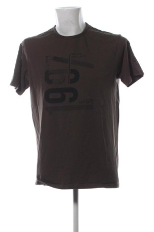Tricou de bărbați Hugo Boss, Mărime M, Culoare Maro, Preț 172,04 Lei, #136825214