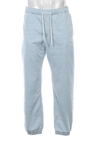 Мъжки дънки Bershka, Размер L, Цвят Син, Цена 32,21 €, #136978045