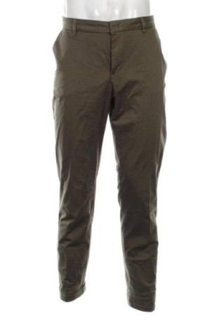 Pantaloni de bărbați C&A, Mărime L, Culoare Verde, Preț 96,99 Lei, #137018484