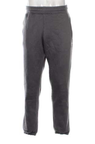 Pantaloni trening de bărbați Adidas, Mărime L, Culoare Gri, Preț 291,99 Lei, #136962109