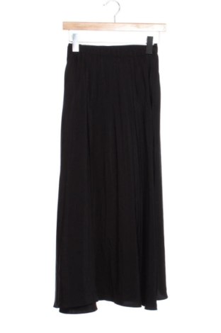 Spódnica Pull&Bear, Rozmiar XS, Kolor Czarny, Cena 45,99 zł, #136929019