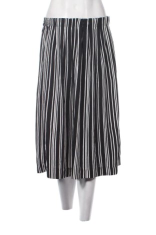 Fustă H&M, Mărime M, Culoare Multicolor, Preț 57,99 Lei, #136930123