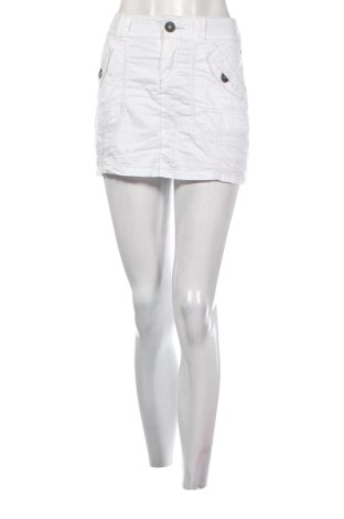 Rock Esprit, Größe M, Farbe Weiß, Preis € 13,99, #137009066