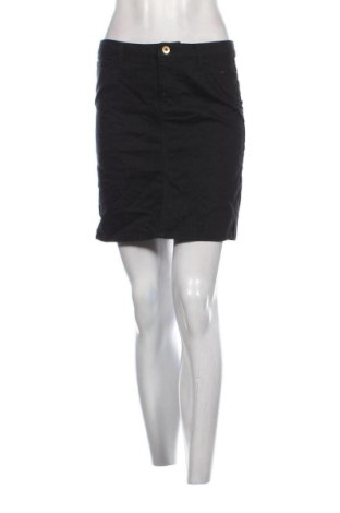 Пола Vero Moda, Размер M, Цвят Черен, Цена 5,62 €, #137014261