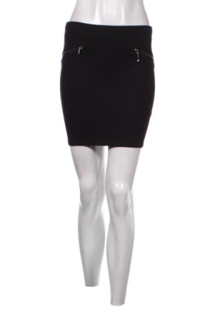 Φούστα Stradivarius, Μέγεθος S, Χρώμα Μαύρο, Τιμή 6,00 €, #137017558