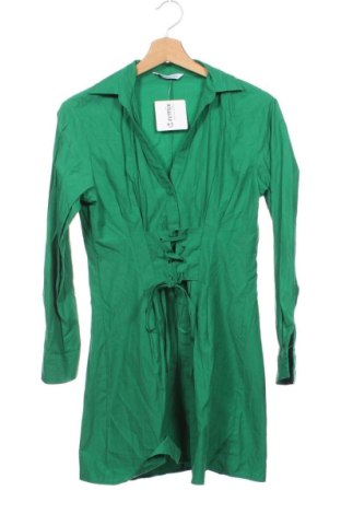 Kleid Stradivarius, Größe S, Farbe Grün, Preis 10,99 €, #136707579