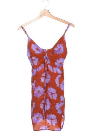 Φόρεμα Pull&Bear, Μέγεθος S, Χρώμα Πολύχρωμο, Τιμή 8,99 €, #136930792