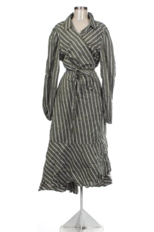 Kleid City Chic, Größe XXL, Farbe Grün, Preis 24,99 €, #136949404