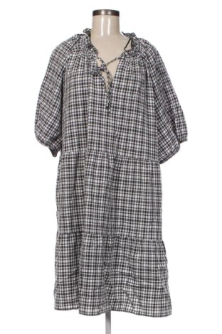 Sukienka Target, Rozmiar XXL, Kolor Kolorowy, Cena 108,99 zł, #136952714