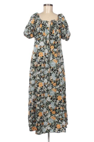Rochie SHEIN, Mărime XXL, Culoare Multicolor, Preț 136,99 Lei, #136968960