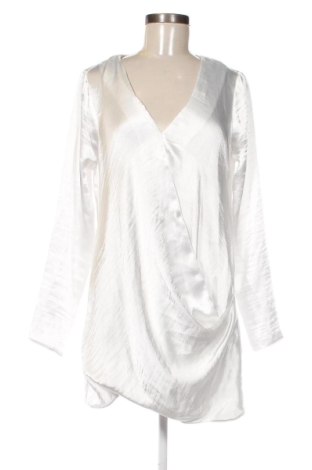 Rochie ASOS, Mărime M, Culoare Alb, Preț 119,67 Lei, #136971496