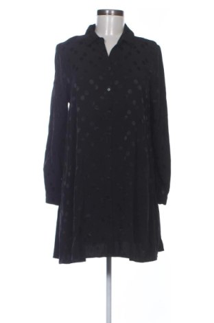 Рокля Guess, Размер M, Цвят Черен, Цена 62,95 €, #136983538