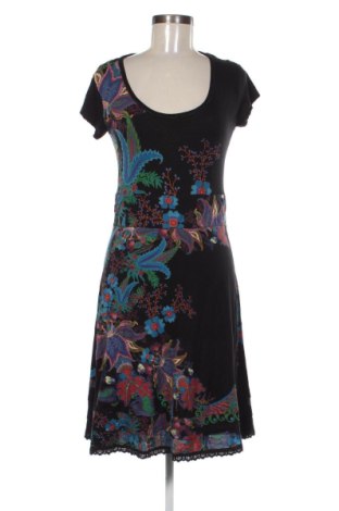 Рокля Desigual, Размер S, Цвят Многоцветен, Цена 36,18 €, #136984950