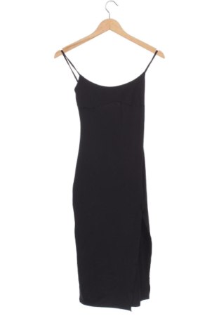 Φόρεμα Bershka, Μέγεθος XS, Χρώμα Μαύρο, Τιμή 18,99 €, #136986033