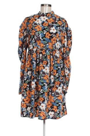Kleid SHEIN, Größe M, Farbe Mehrfarbig, Preis € 12,32, #136987828