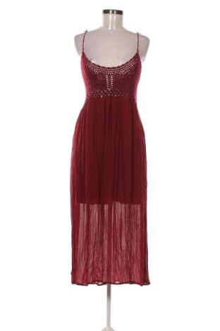 Рокля Pull&Bear, Размер M, Цвят Червен, Цена 13,33 €, #136994574