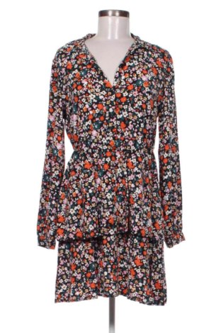 Kleid VILA, Größe M, Farbe Mehrfarbig, Preis 21,57 €, #136994992