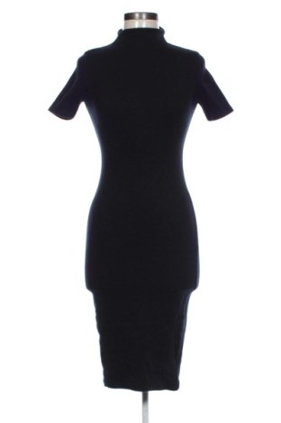 Kleid Pull&Bear, Größe M, Farbe Schwarz, Preis 11,00 €, #137009955