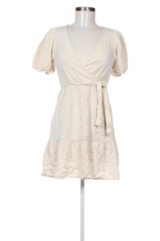 Φόρεμα Pull&Bear, Μέγεθος S, Χρώμα Εκρού, Τιμή 8,99 €, #137018410