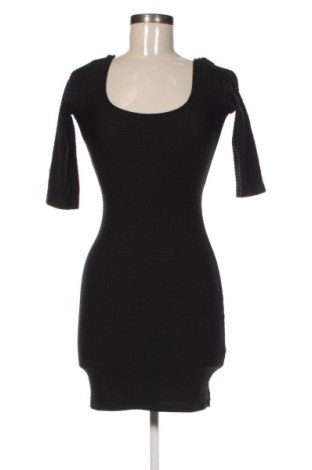 Kleid Bershka, Größe S, Farbe Schwarz, Preis 14,29 €, #137024979