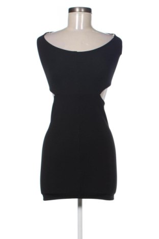 Rochie Pull&Bear, Mărime S, Culoare Negru, Preț 46,99 Lei, #137028029