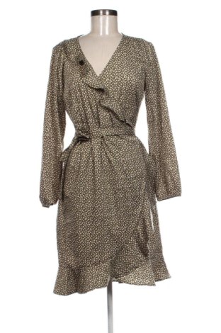 Kleid Pigalle, Größe M, Farbe Mehrfarbig, Preis 12,99 €, #137028475