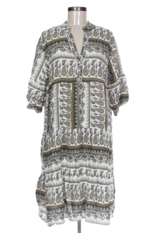 Rochie NEW COLLECTION, Mărime XL, Culoare Multicolor, Preț 138,99 Lei, #137040701