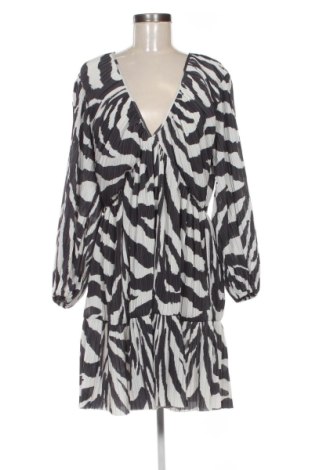Рокля H&M, Размер XL, Цвят Многоцветен, Цена 22,49 €, #137041410