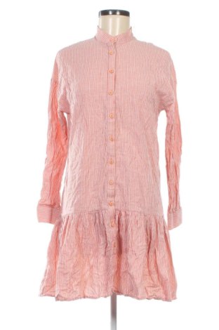 Kleid Trendyol, Größe M, Farbe Mehrfarbig, Preis 20,99 €, #136776718
