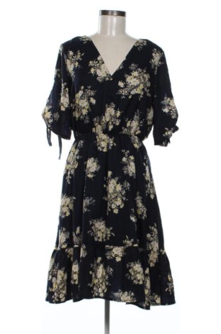 Φόρεμα Lucy, Μέγεθος M, Χρώμα Πολύχρωμο, Τιμή 15,00 €, #136953790