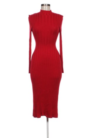 Рокля Stradivarius, Размер S, Цвят Червен, Цена 21,00 €, #136959101