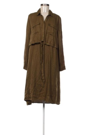 Kleid George, Größe M, Farbe Grün, Preis 22,67 €, #136975142