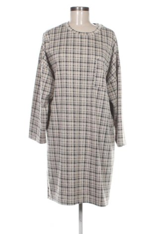 Kleid Primark, Größe XXL, Farbe Mehrfarbig, Preis 27,27 €, #136990367