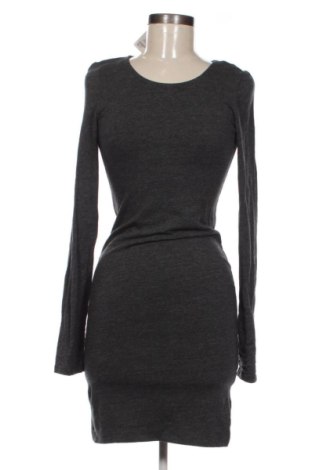 Kleid H&M, Größe XS, Farbe Grau, Preis 5,99 €, #137013217