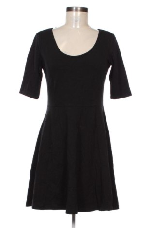 Šaty  H&M, Veľkosť M, Farba Čierna, Cena  15,95 €, #137024525