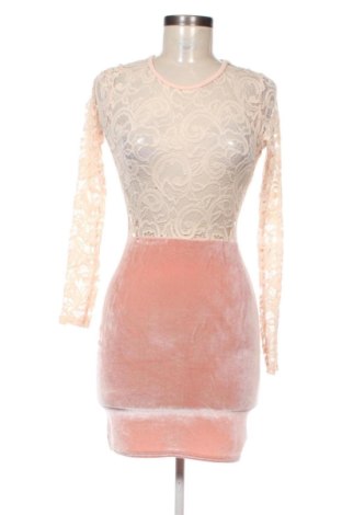 Sukienka Boohoo, Rozmiar S, Kolor Różowy, Cena 55,99 zł, #137027145