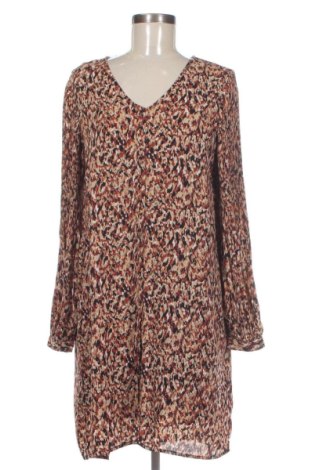 Рокля Vero Moda, Размер S, Цвят Многоцветен, Цена 12,78 €, #137060483
