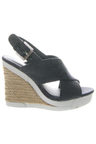 Sandály Calvin Klein Jeans, Velikost 37, Barva Vícebarevné, Cena  1 892,00 Kč, #137003144